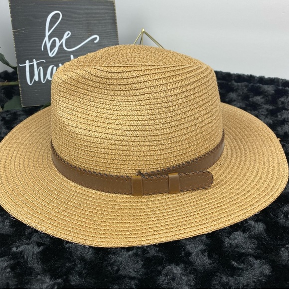 Paper Sun Hat - Picture 3 of 9